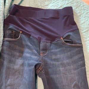 Comfy maternity jeans